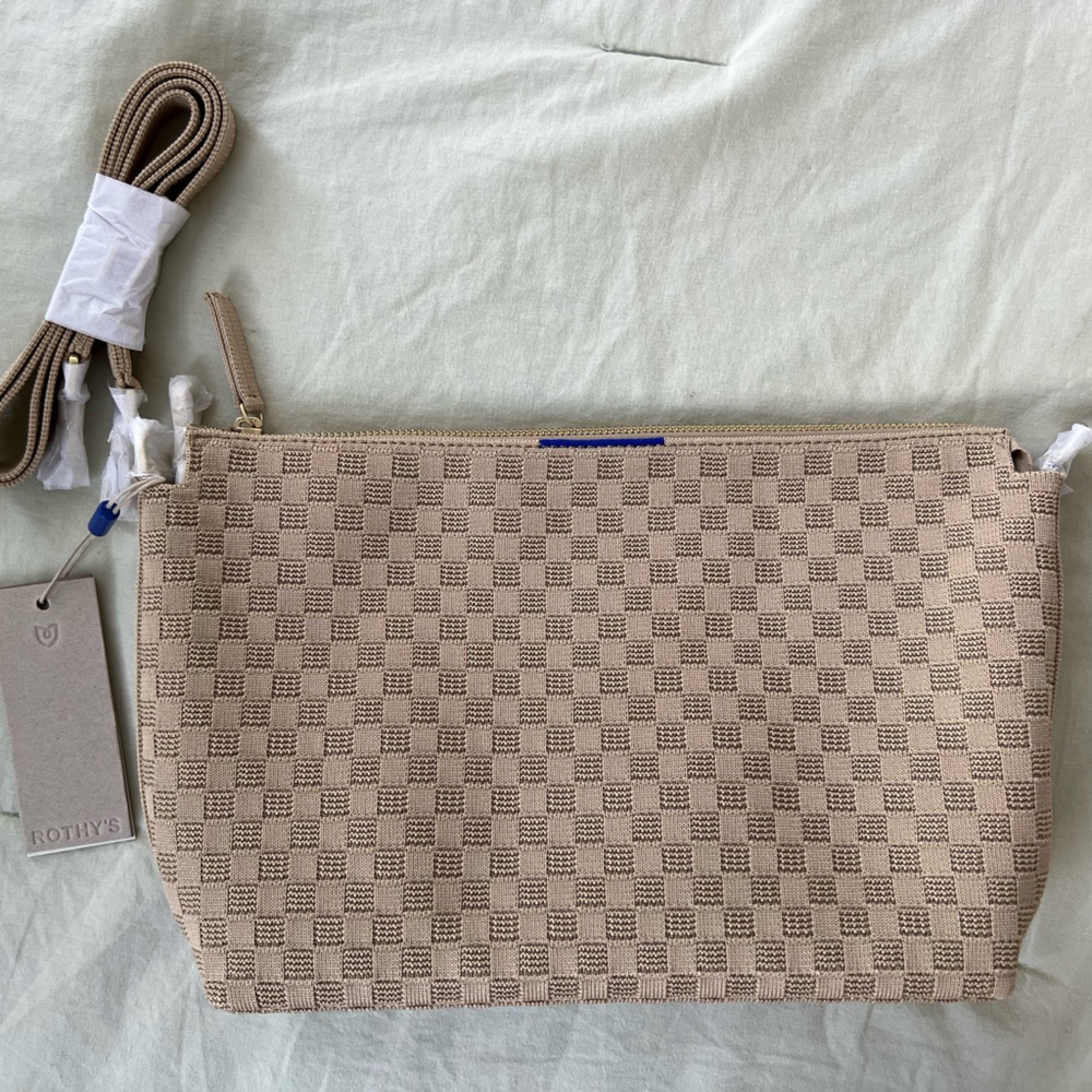 Rothy’s Daily Crossbody